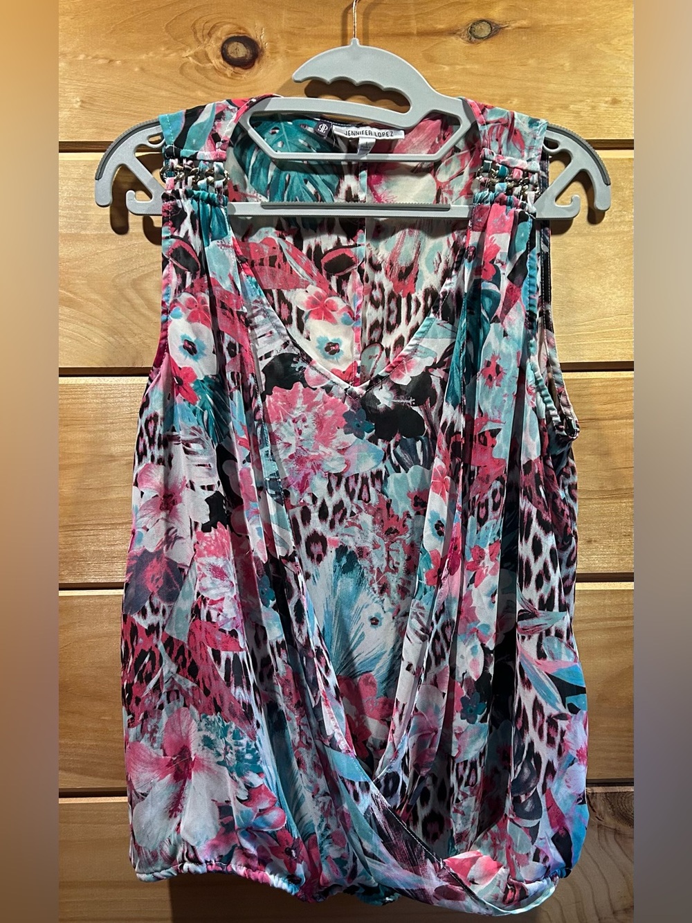 Sleeveless Leopard and Flower Print Jennifer Lopez Top xL NWOT